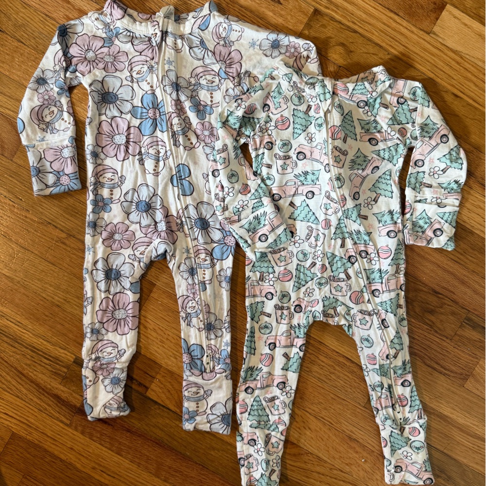 Pink Christmas themed Bamboo footies